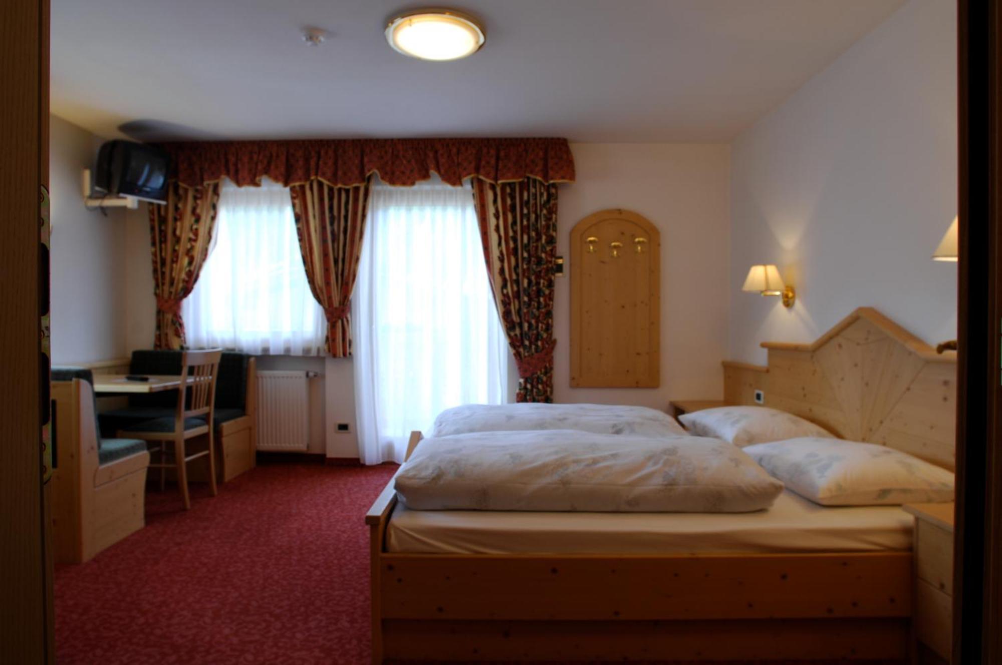 Hotel Falzares 산카시아노 외부 사진