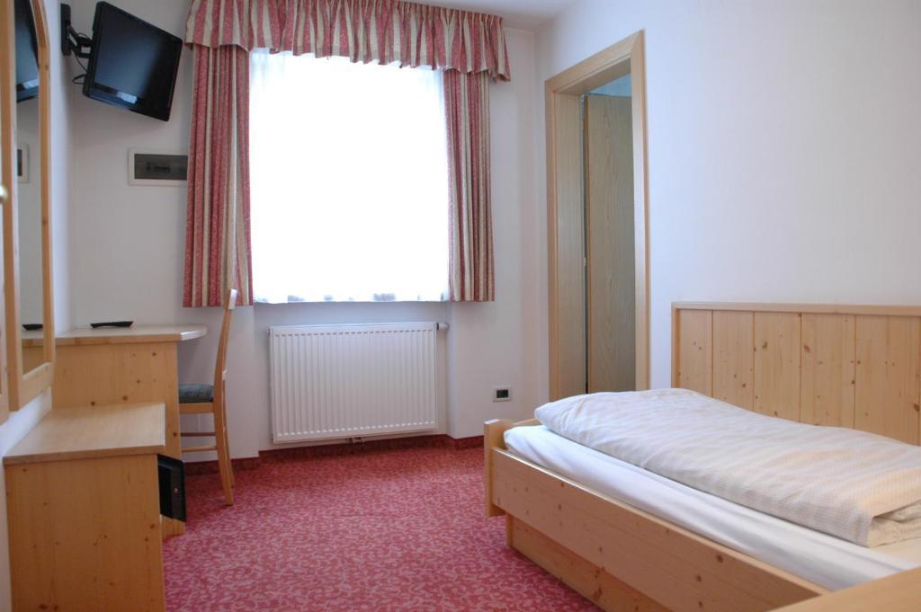 Hotel Falzares 산카시아노 객실 사진